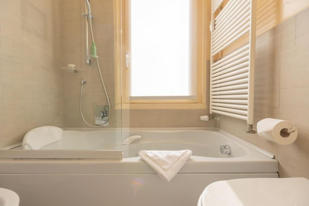 Wonderful 2bedroom Flat Solari 7th F - Mirable Pm * Milan